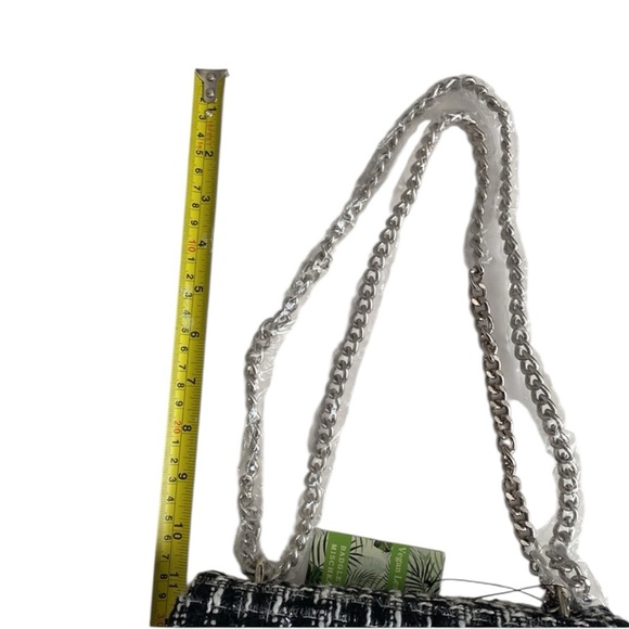 Badgley Mischka Black and White Tweed Bag with Silver Chain NWT - Picture 8 of 8